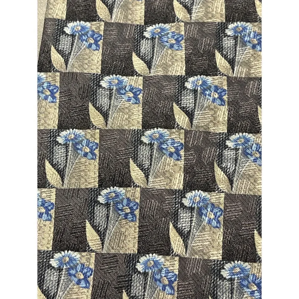 Ermenegildo‎ Zegna Silk Tie Floral Checkered Pattern Blue Gray Luxury  Z-102